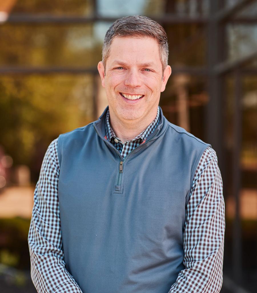 Portrait of Scott Beadleston
