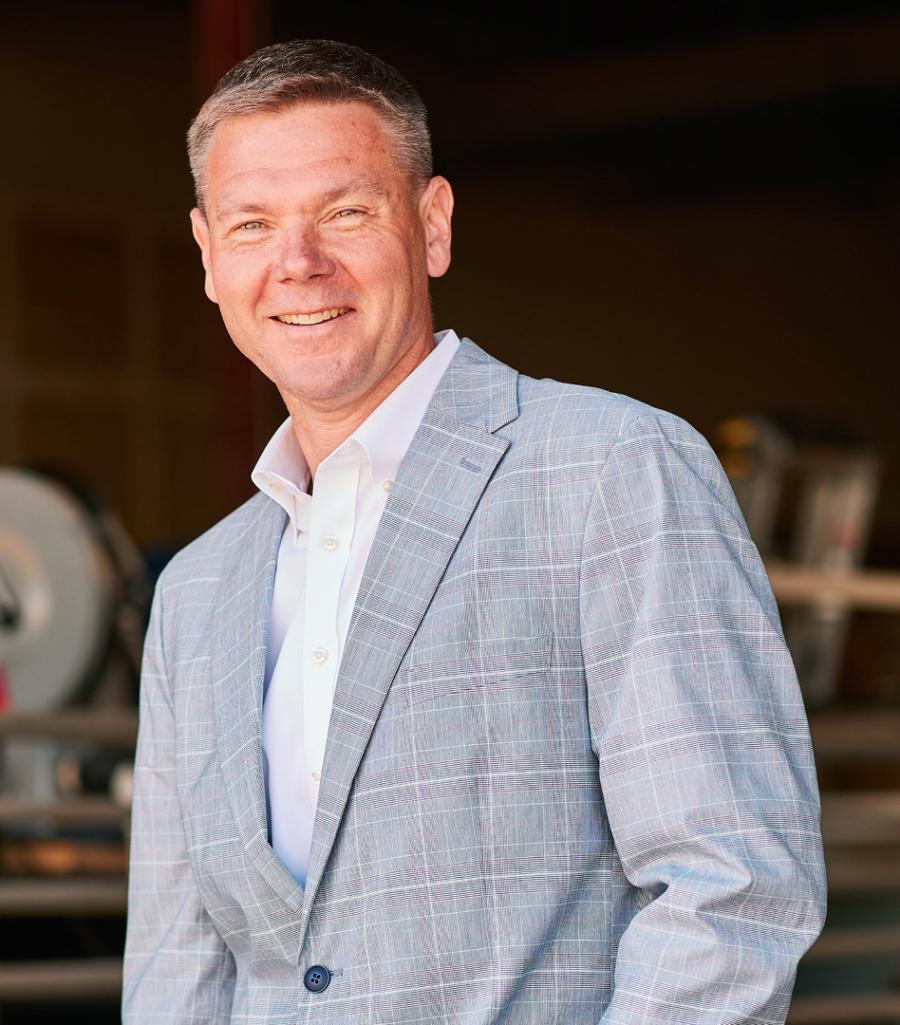 Portrait of Tim Lenway